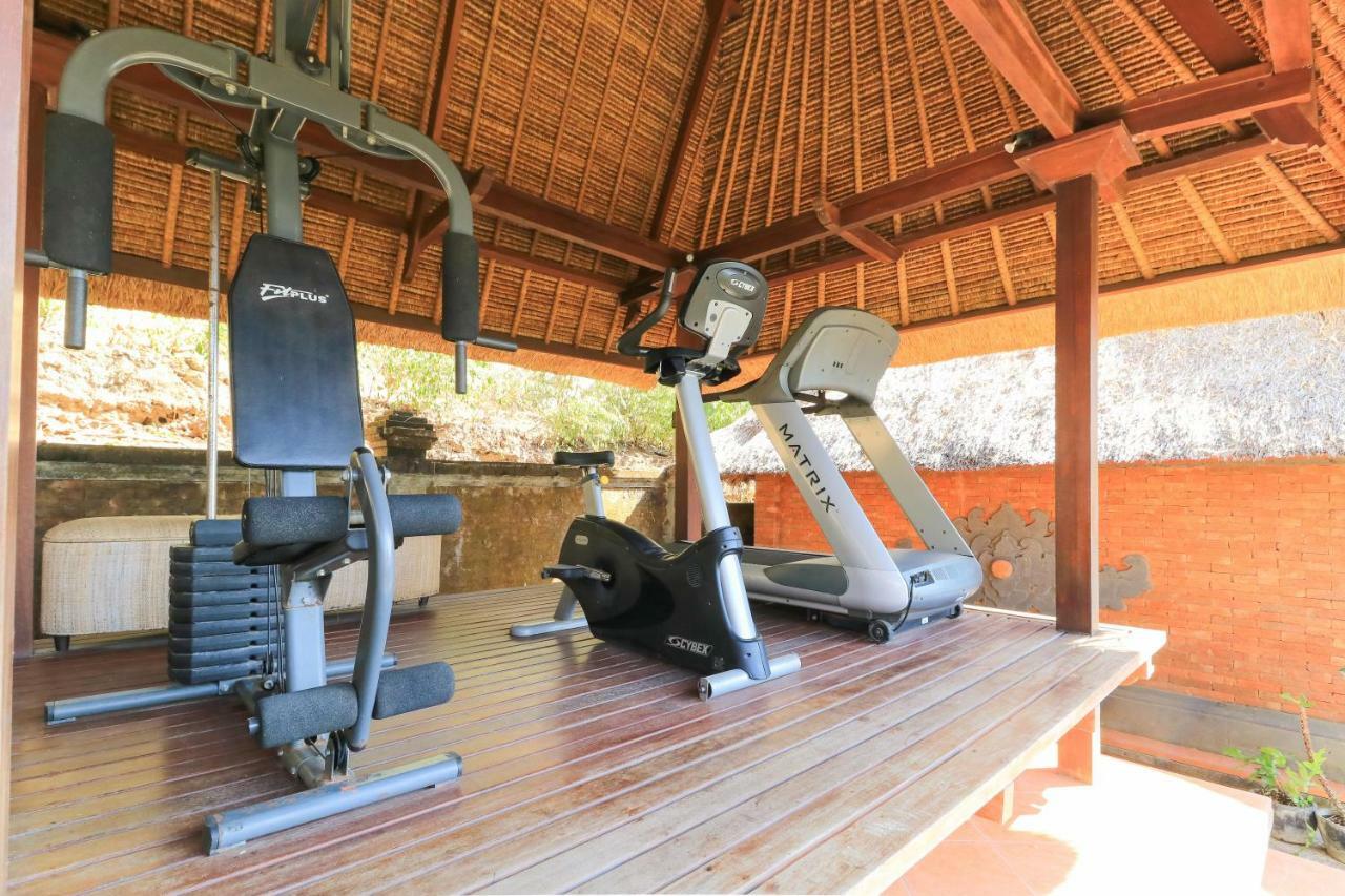The Laras Villa Jimbaran Esterno foto